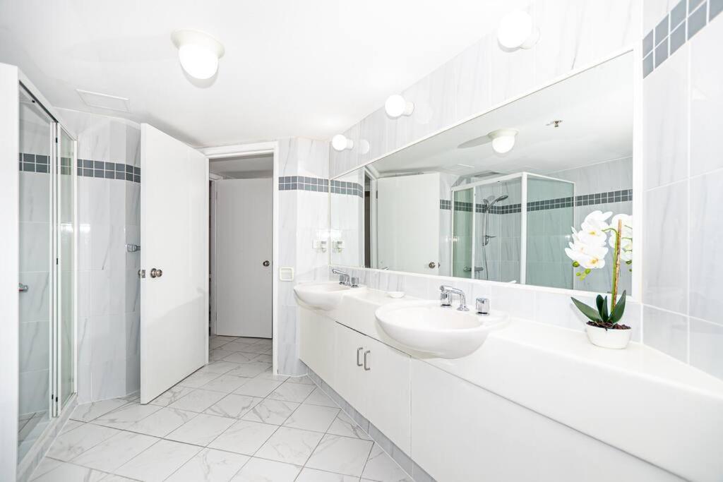 גולד קוסט Broadbeach Victoria Square מראה חיצוני תמונה
